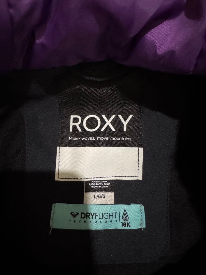 ROXY スノーボードウェア上