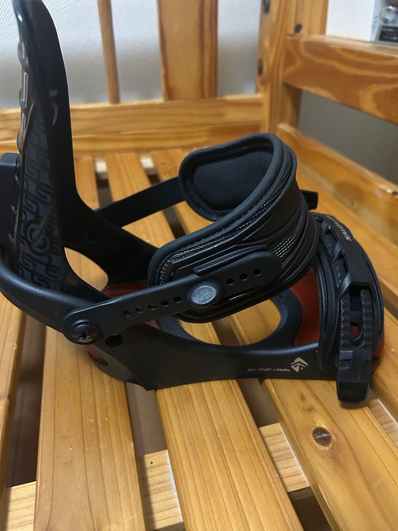 SALOMON スノーボード　ビンディング Mサイズ