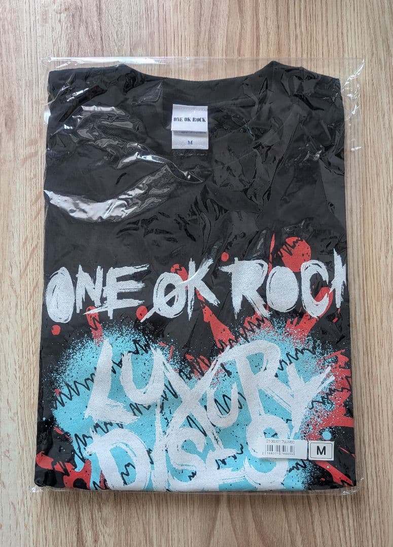 【最終値下げ】ONE OK ROCK　Luxury DiseaseハートTシャM