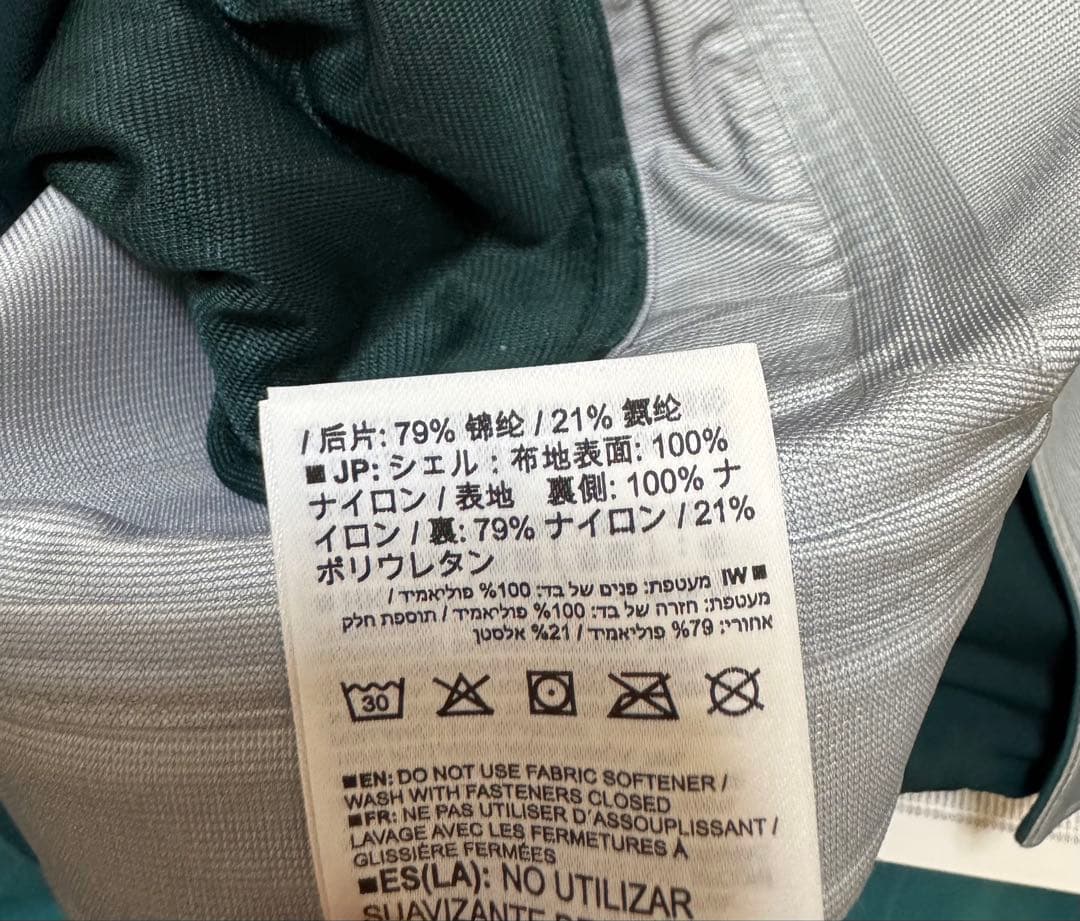 て*ト様 【新品未使用】SALOMON スキー/スノーボードビブパンツ　レディー