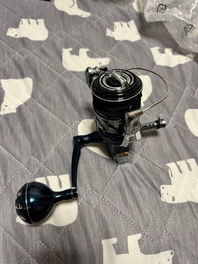 ツインパワーSW 5000HG ゴメクサスハンドル付き