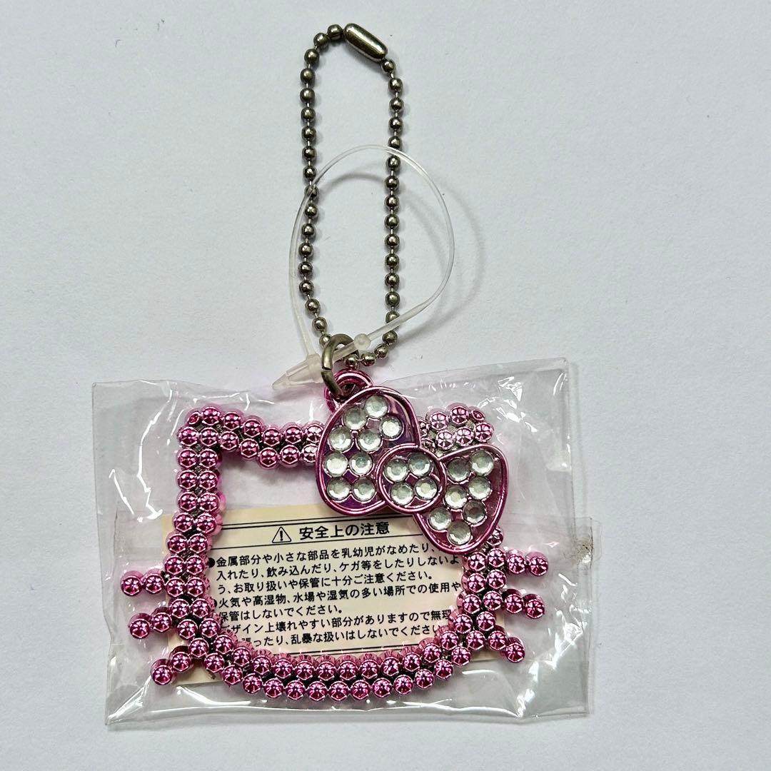 【激レア】ハローキティ キーホルダー　キラキラ　チャーム　サンリオ スマイル