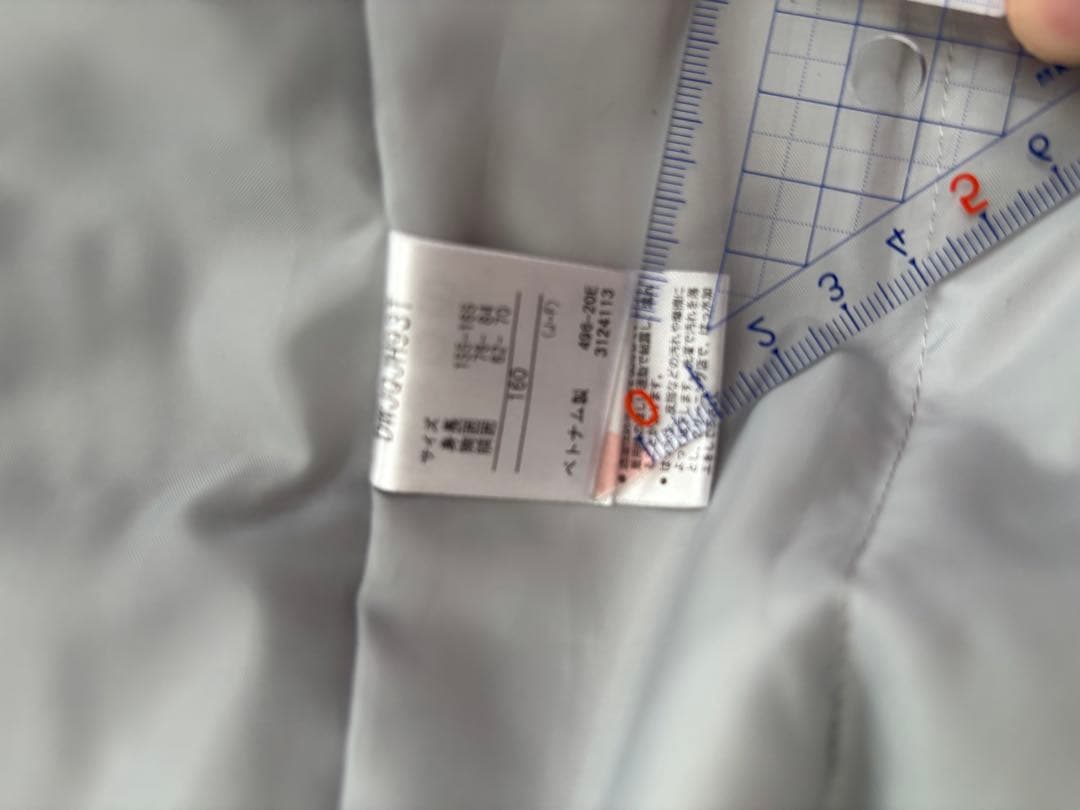 160センチスキーウェア上下　DESCENTE