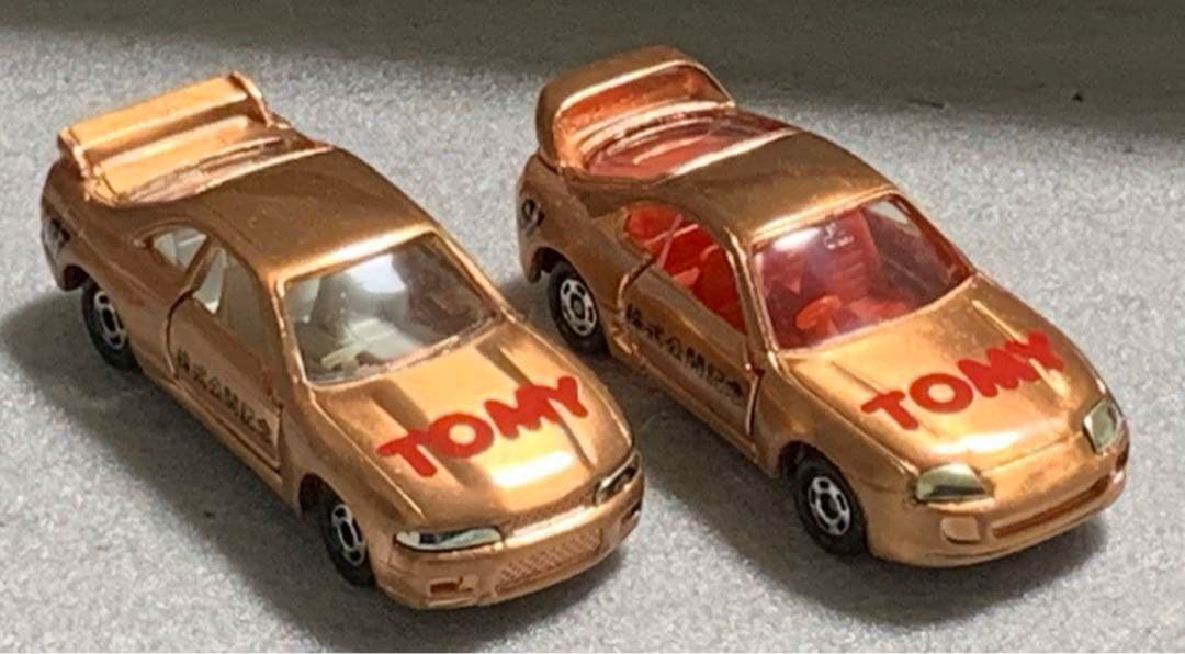 トミカ 株式店頭公開記念 2台セット