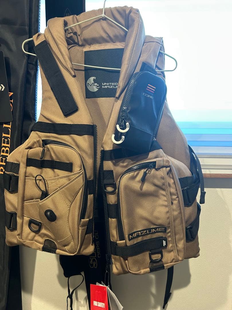 マズメ　ゲームベスト　ライフジャケット