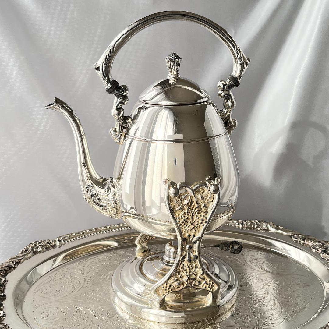 【Sheridan】ビクトリアンのティーケトル スタンド / バナー