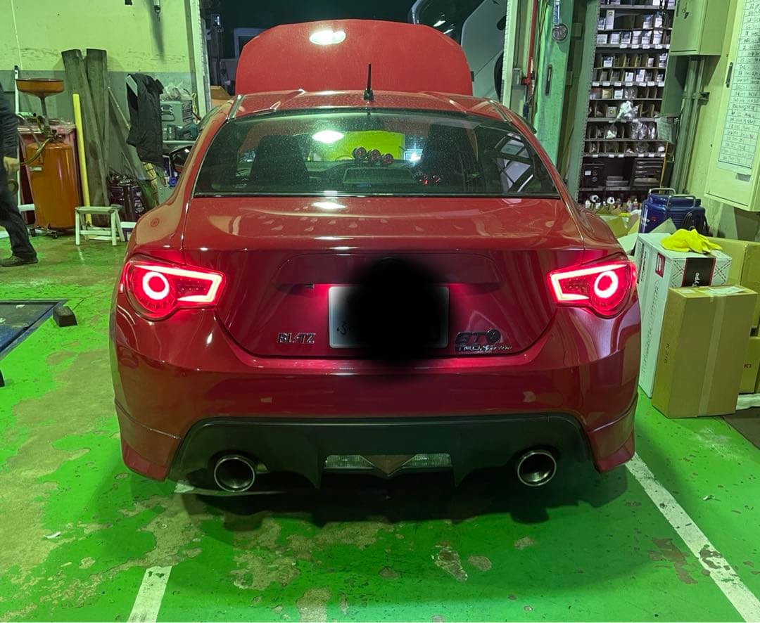 86 zn6 リアバンパー　モデリスタスパッツ付き