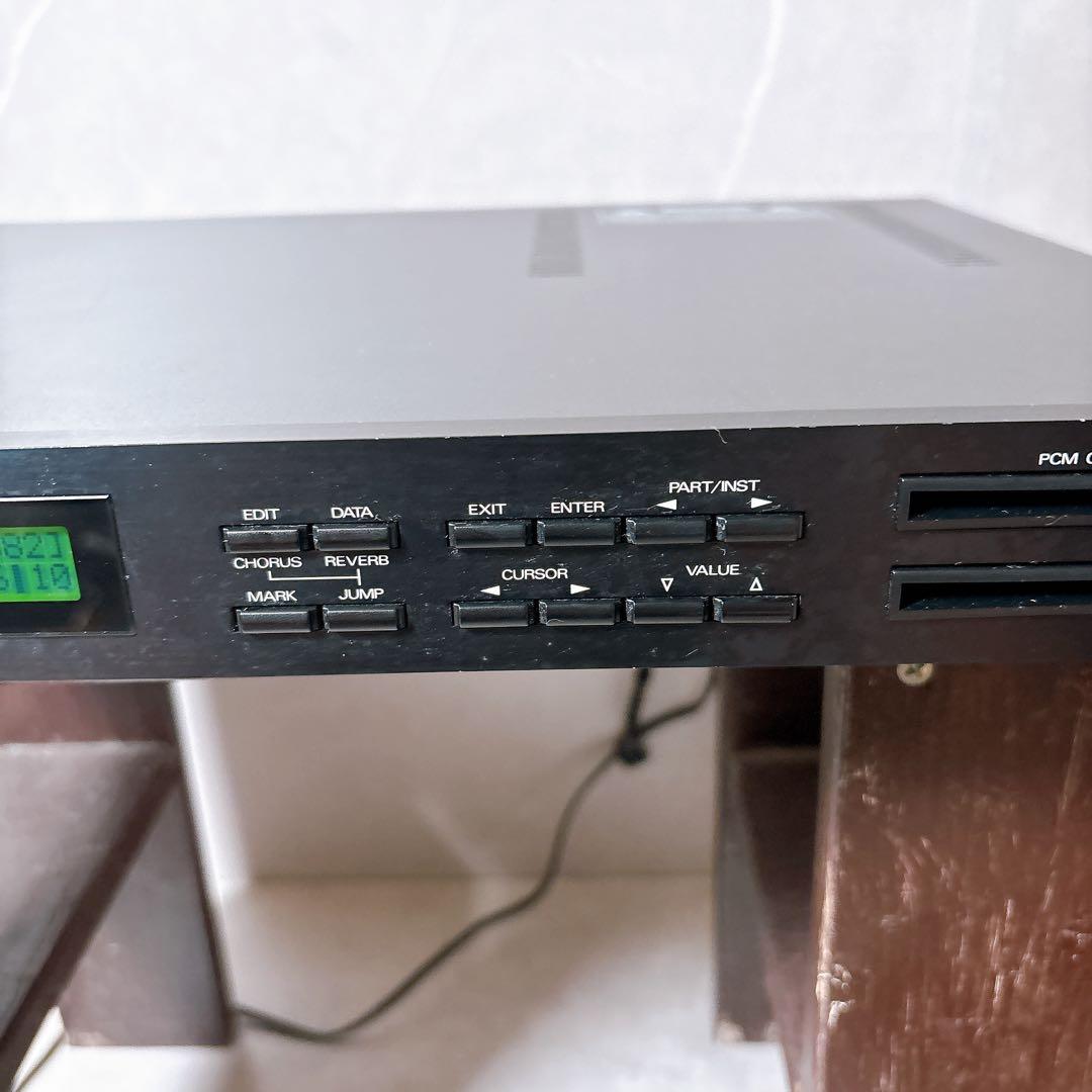 ROLAND U-220 RS-PCMサウンドモジュール 音源モジュール