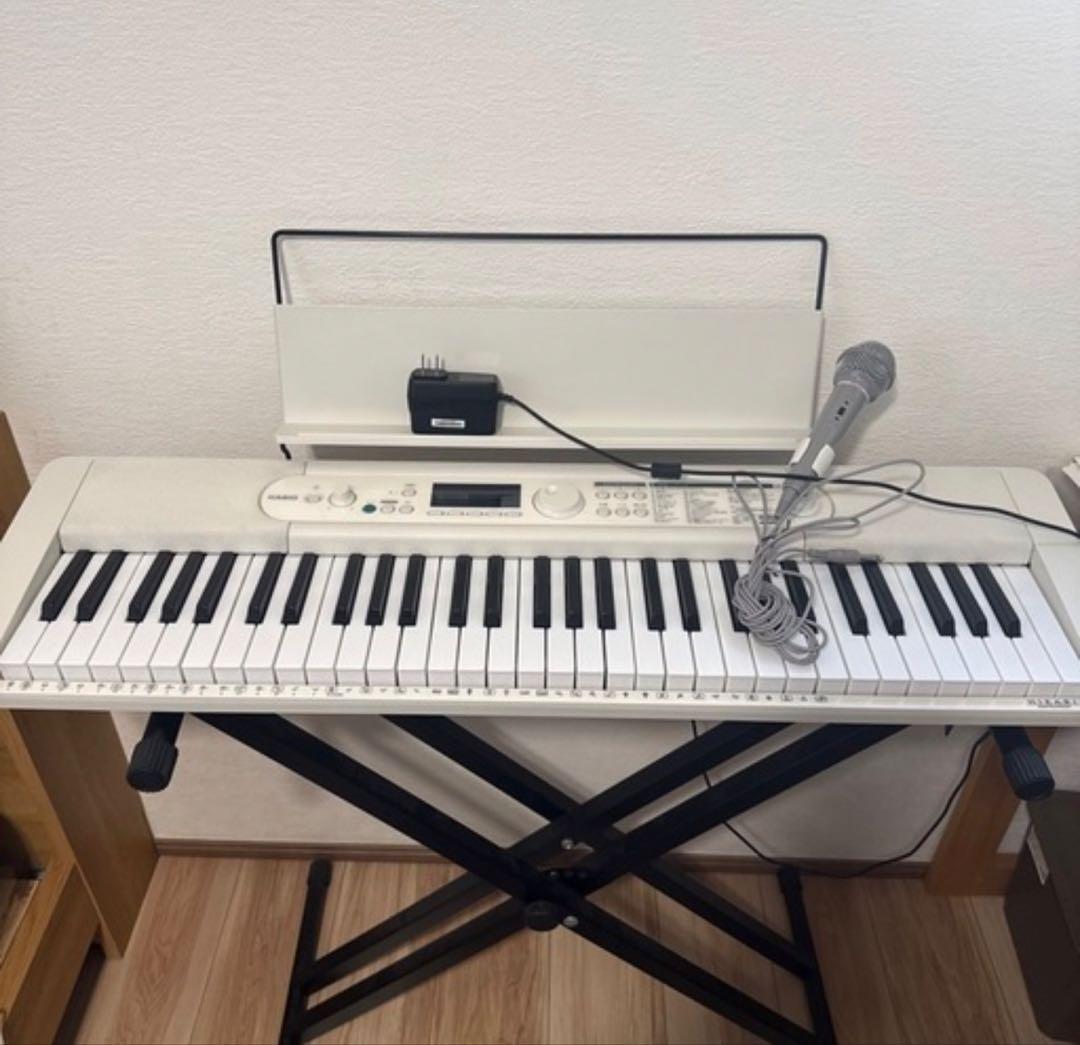 カシオ　光ナビゲーションキーボード　61鍵盤　ＬＫ-530