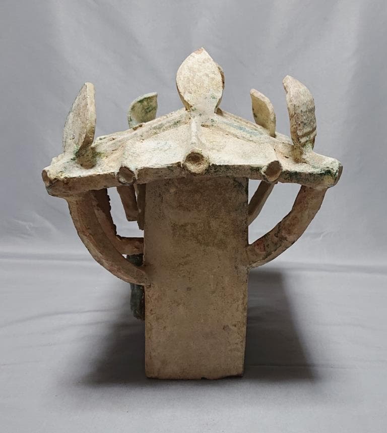 東漢時代　出土品　緑釉銀化楼閣 彩文土器 高さ27.4㎝　（A）