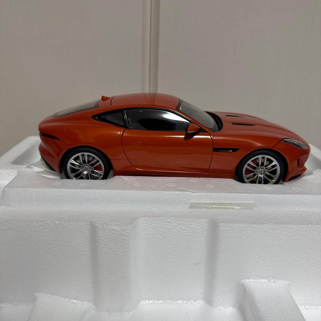Autoart 1/18 ジャガー F-TYPE Rメタリックオレンジ