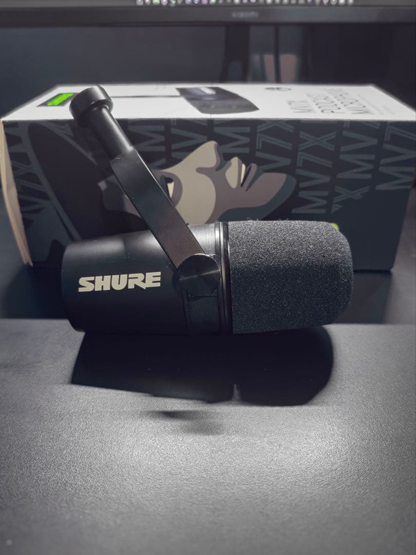 SHURE MV7X ポッドキャストマイクロホン