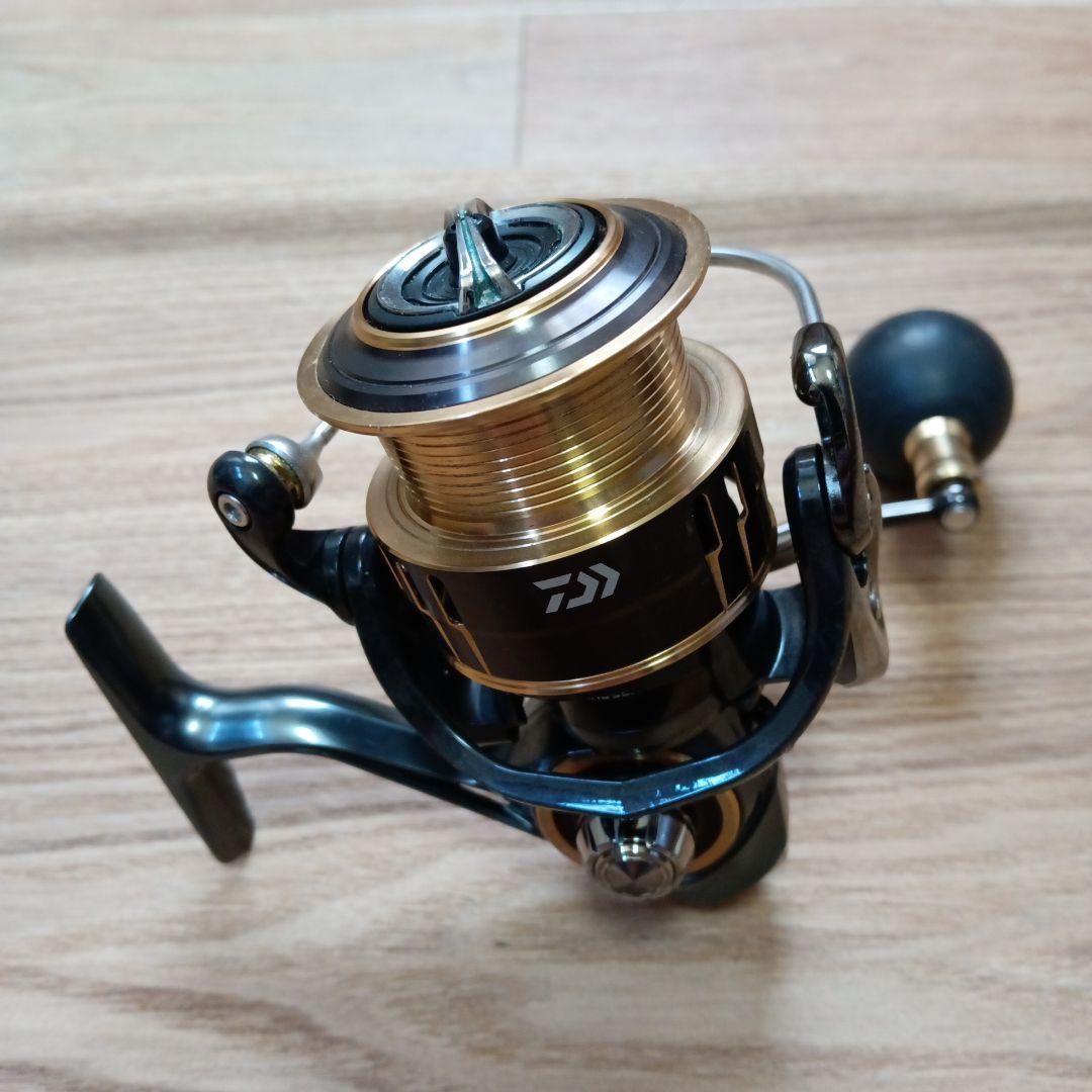 Daiwa THEORY 3012H スピニングリール