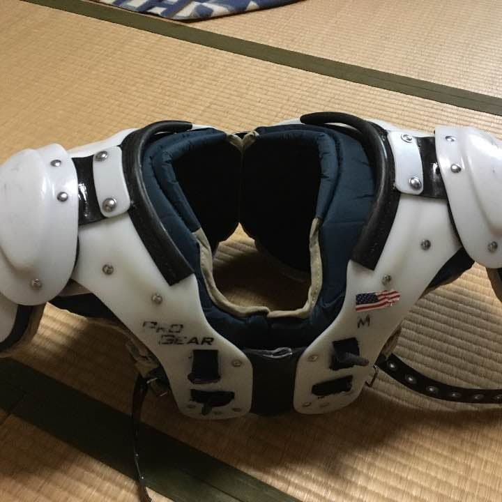 アメフト防具 progear Mサイズ