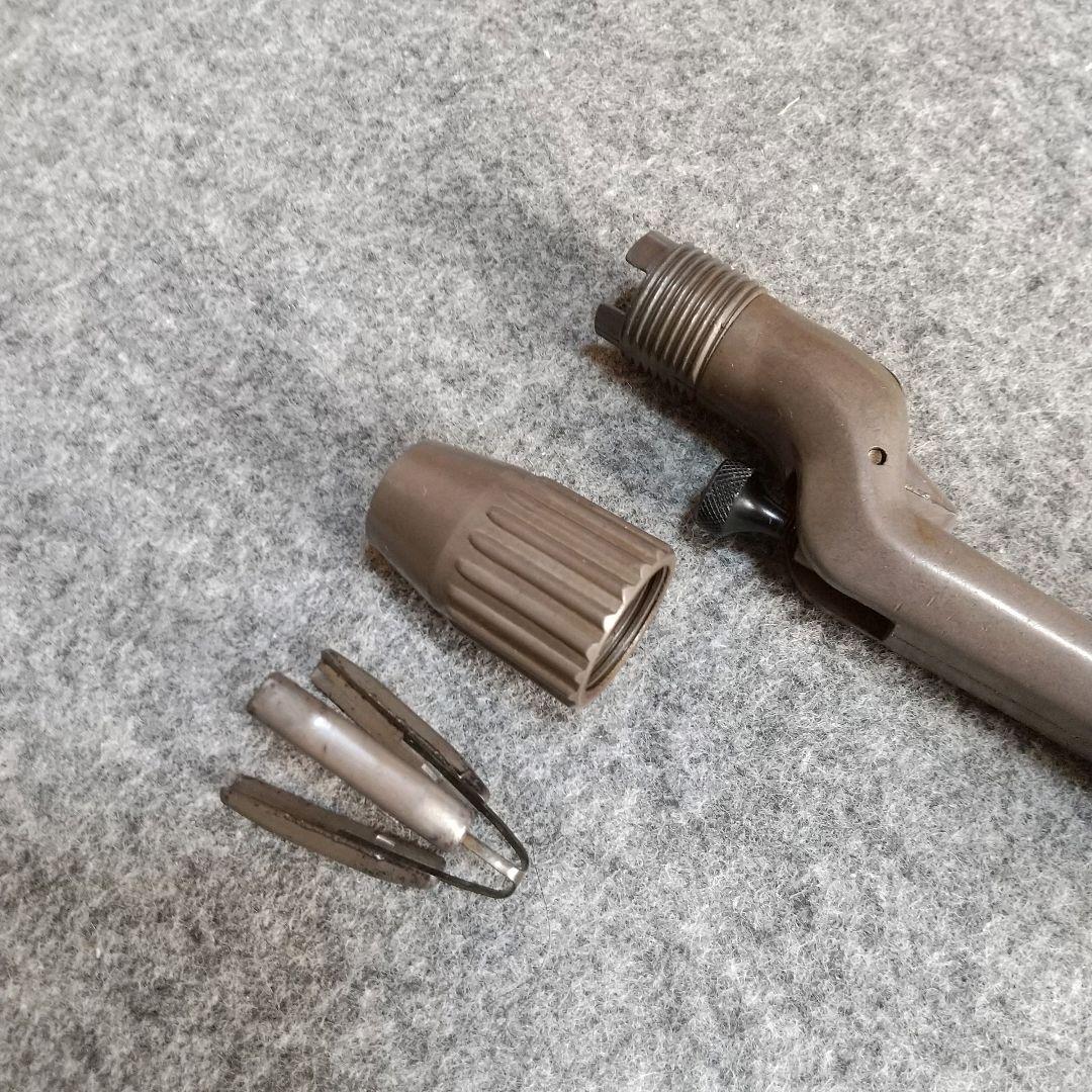 フェザーウェイト チャンピオングリップ ザウルス フィリプソン バスティマー