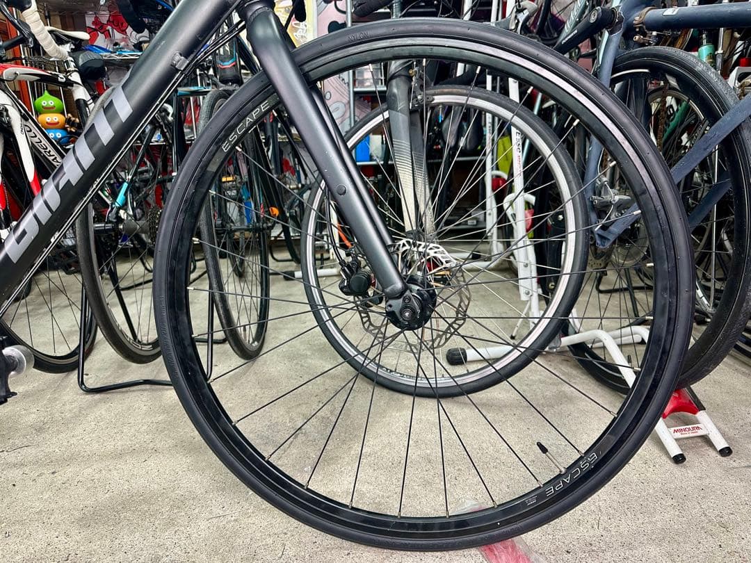 エスケープ R DISC 基本分解発送送料無料！近県の方完成車配送もOK！