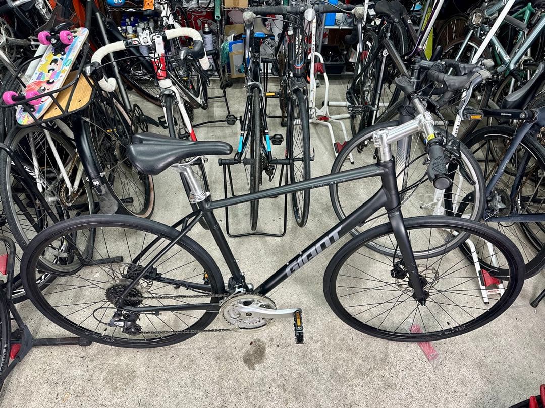 エスケープ R DISC 基本分解発送送料無料！近県の方完成車配送もOK！