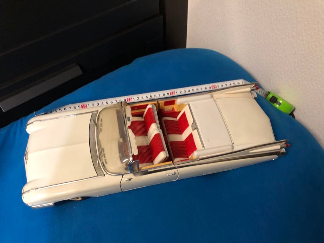 ミニカー1/12 CADILLAC ELDORADO