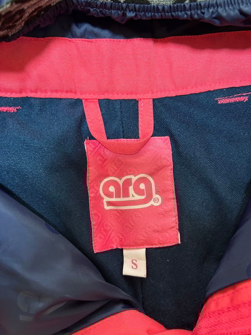 ARG ピンク スノーボードウェア S