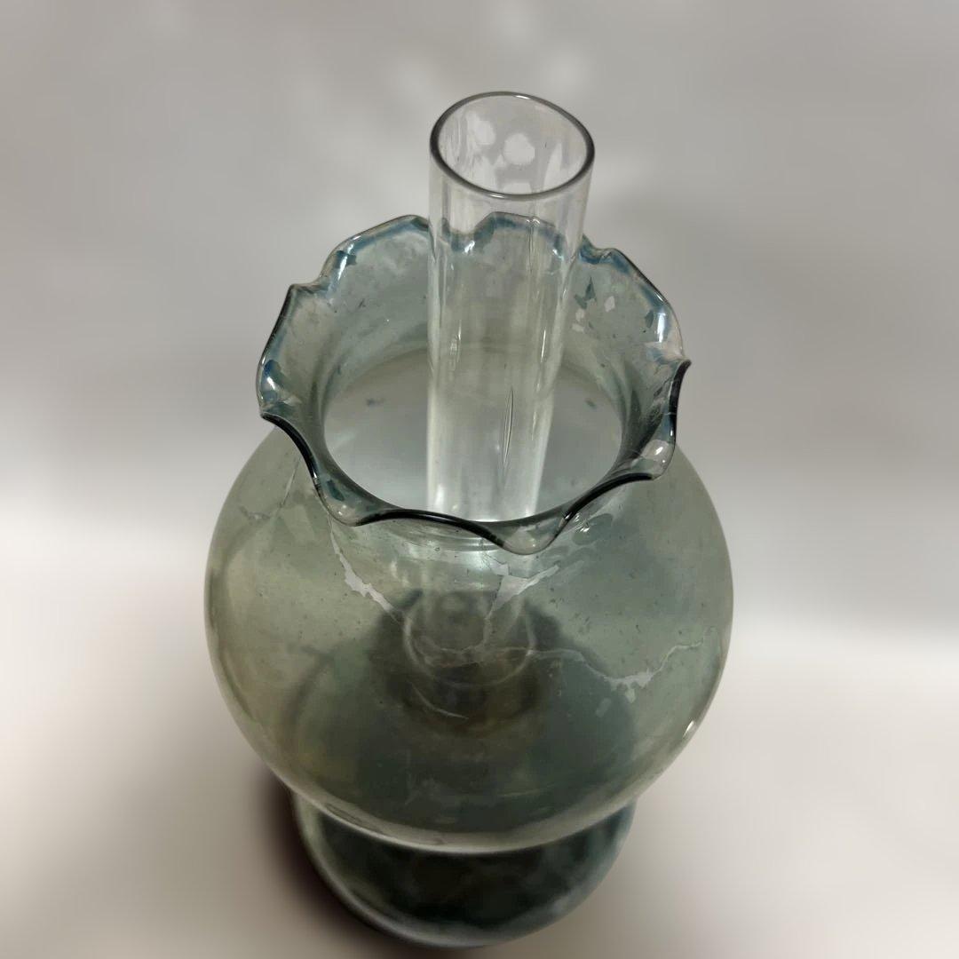 明治時代から100年以上経過しておりアンティーク希少レトロオイルランプ台付き