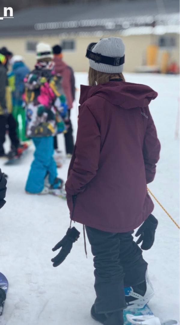 Volcom GORE-TEX 紫色 フード付き　スノボウェア 女性用　パープル