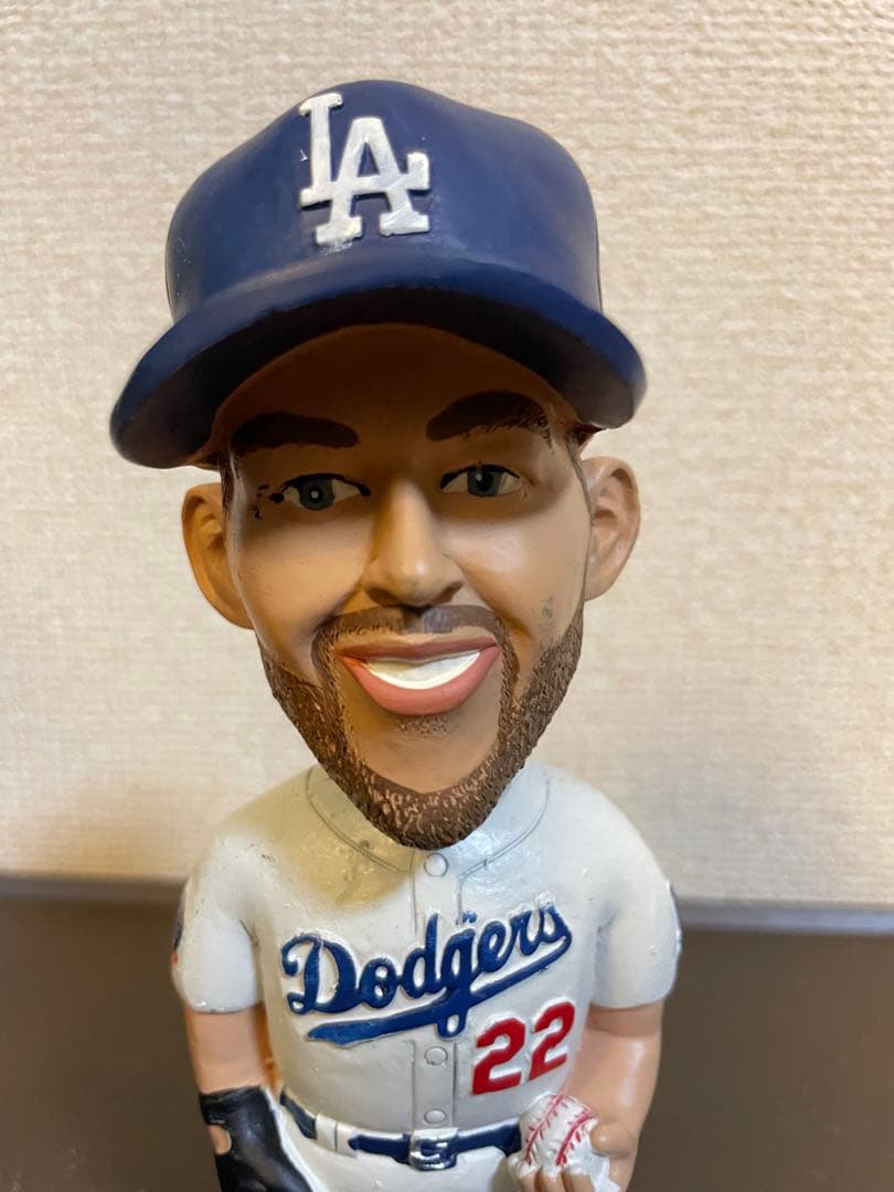 クレイトン・カーショウドジャースタジアム 60周年記念球場配布ボブルヘッド