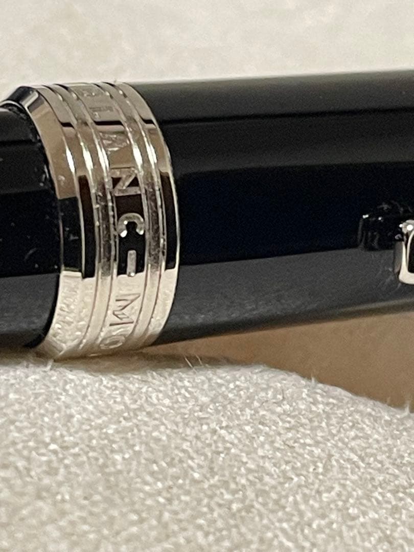 ◾️美品◾️モンブラン クルーズ ボールペン◾️ 化粧箱付属◾️筆記良好◾️プラチナ◾️
