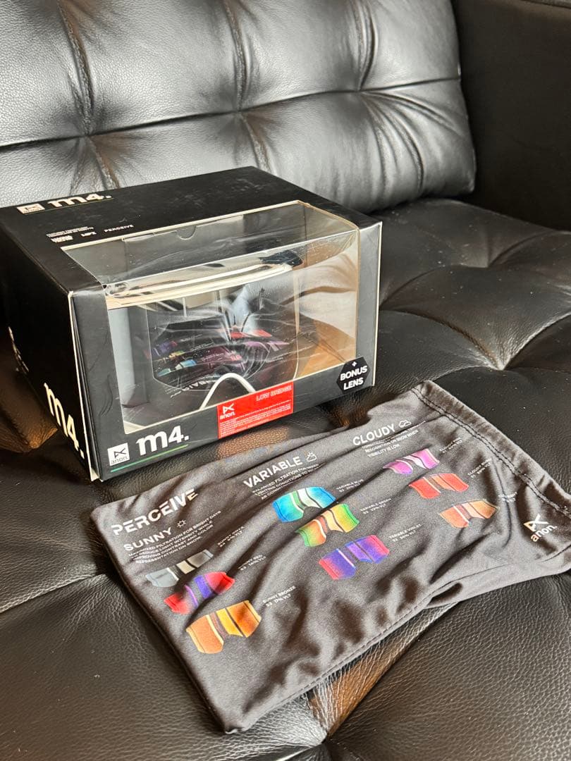 アノン　anon M4 シリンドリカル　ゴーグル　2時間使用のみ スノーボード