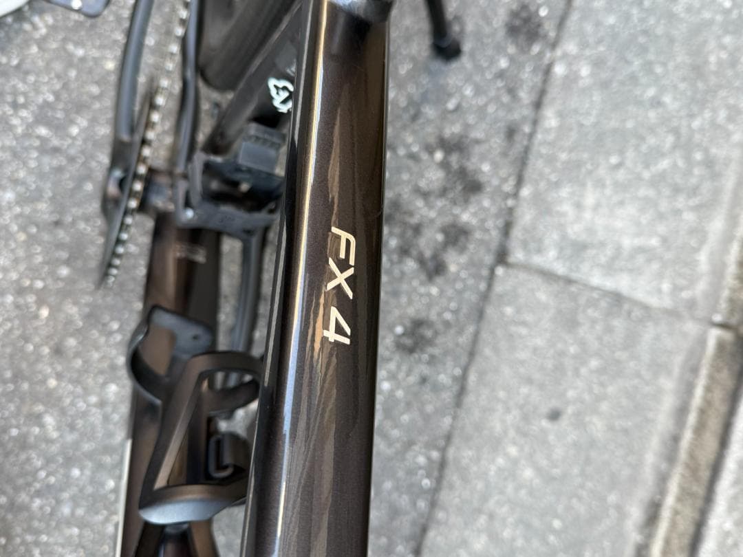 【成約済み】Trek FX 4 Disc クロスバイク 2021年式 Sサイズ