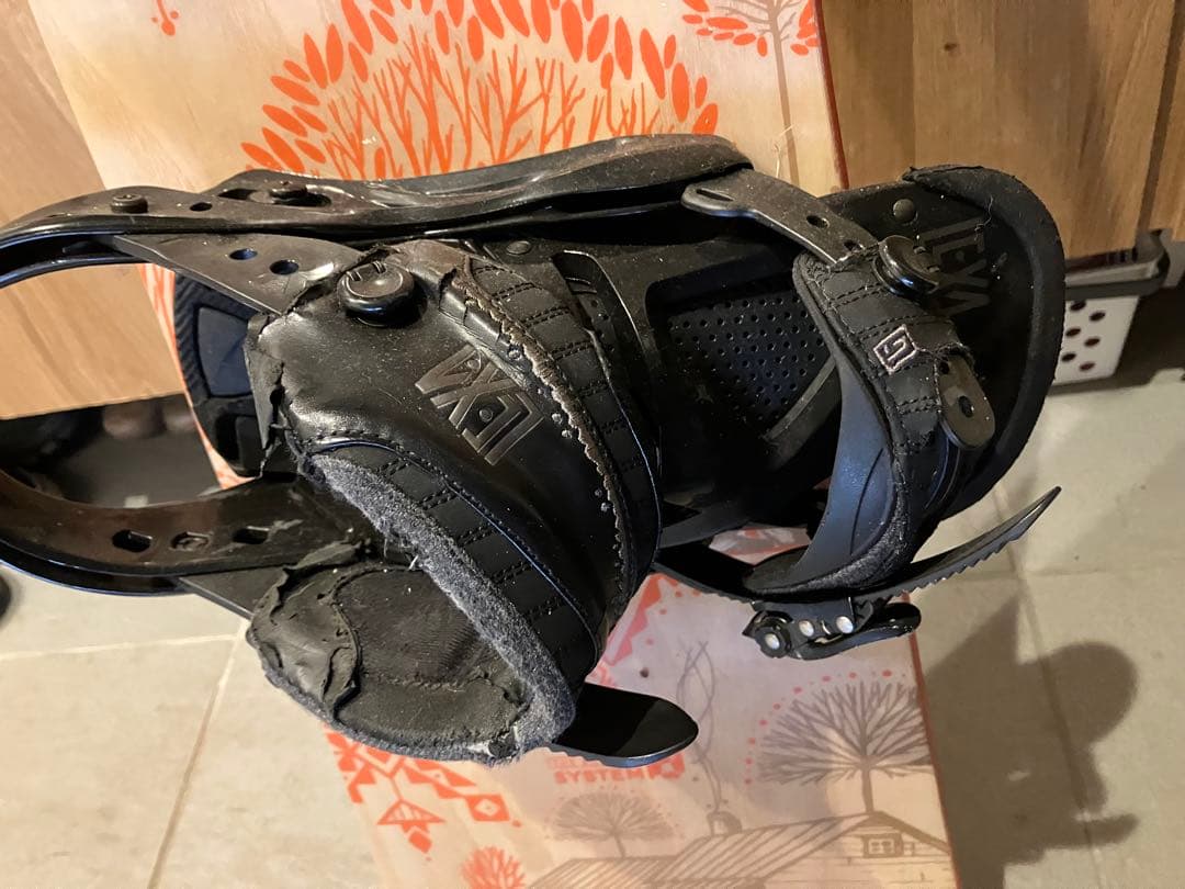 Arbor スノーボード Burtonビンディング セット