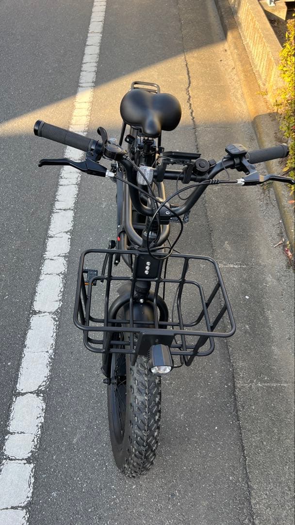 電動アシスト自転車 新品定価28万円 ほぼ新品 2BM
