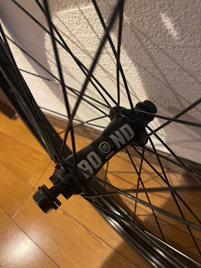 Masasa様misson Honor フロントホイール　フィメール　20インチ