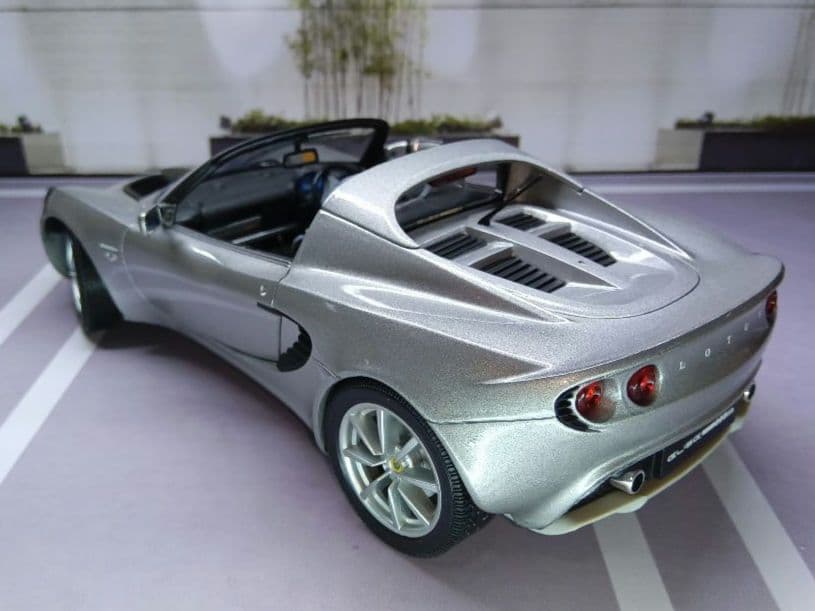 JADI Model Craft Lotus Elise 1:18 シルバー