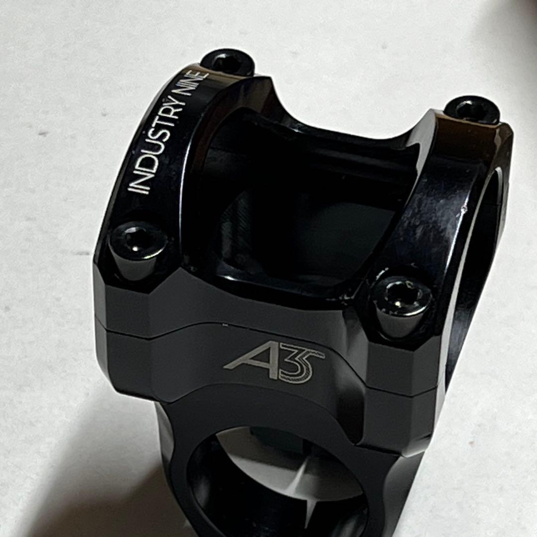 INDUSTRY NINE A35ステム 40mmチタンボルト付き