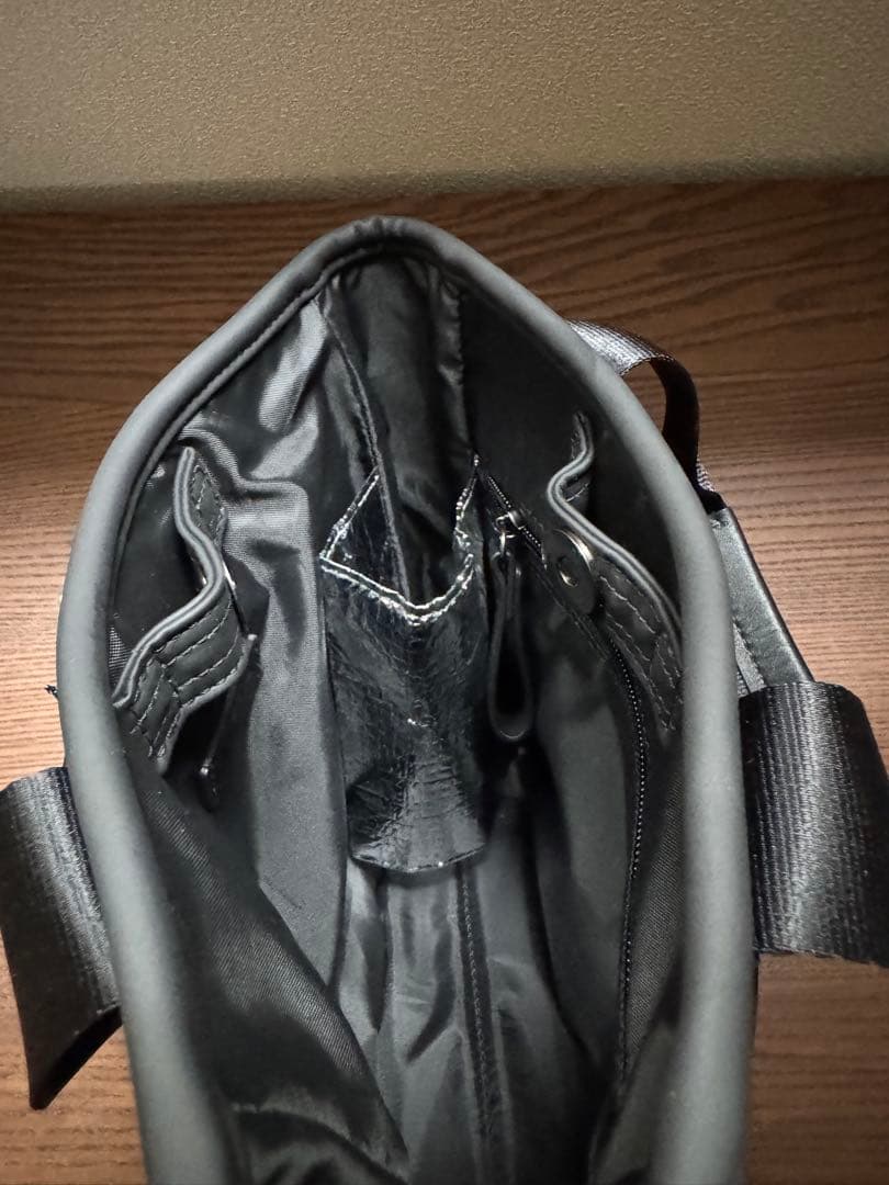 新品！Lexus ラウンドバッグ ブラック