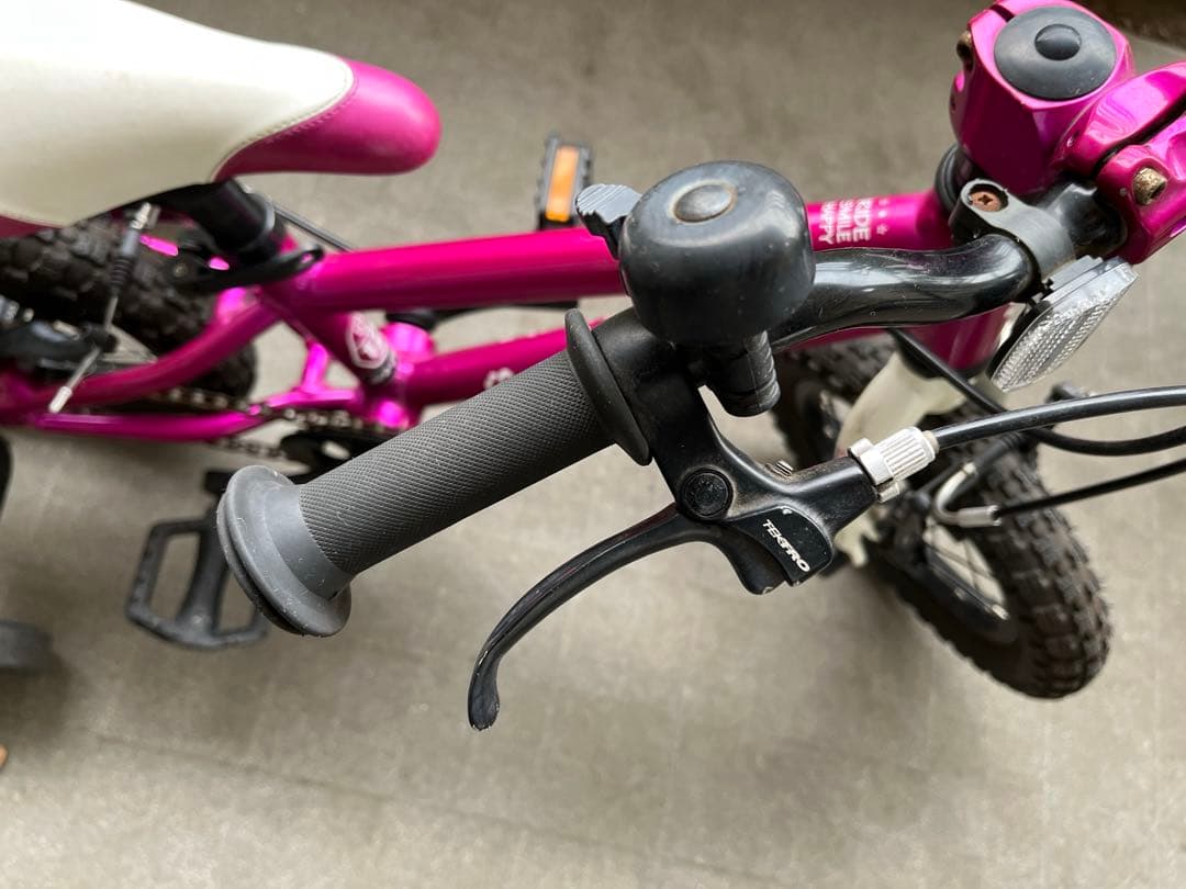 【送料込】ヨツバサイクル12インチ　パープル