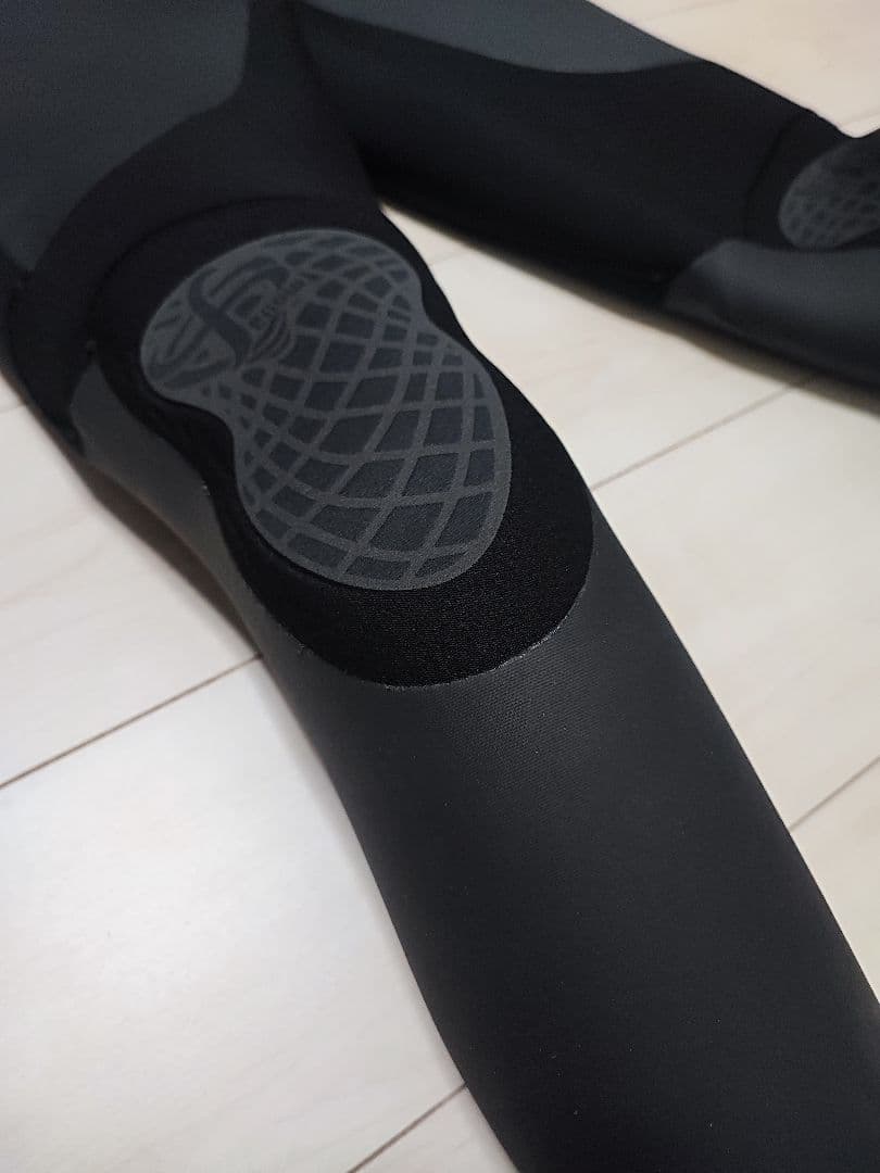 FELLOW SURFERS セミドライ　ウェットスーツ MLBサイズ　メンズ