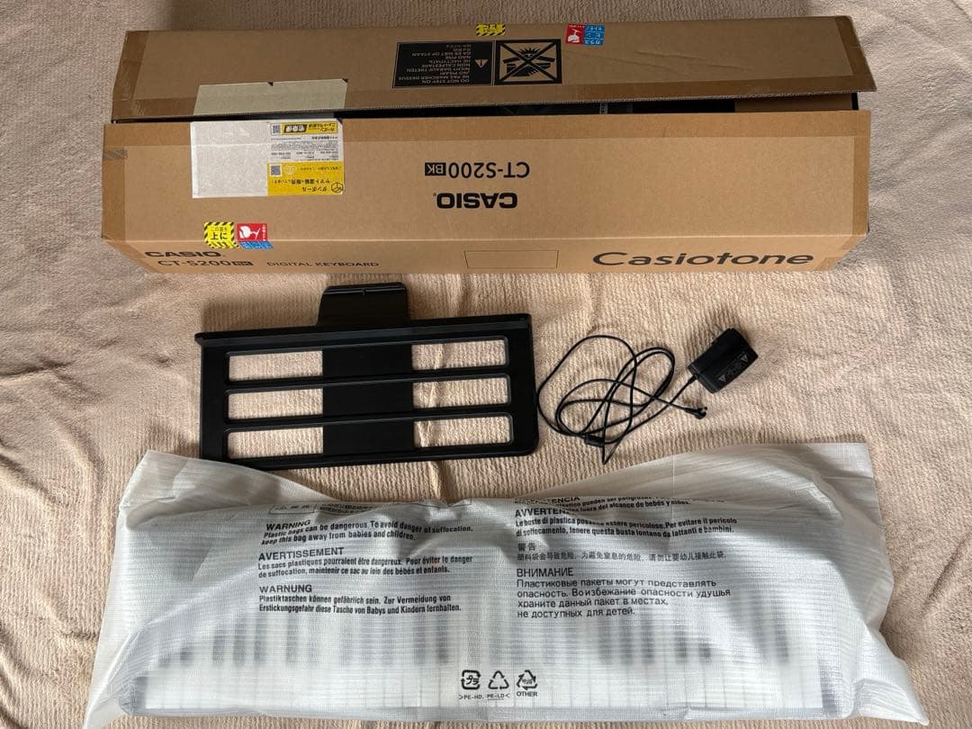 【美品】CASIO CT-S200 61鍵盤 Casiotone 電子ピアノ