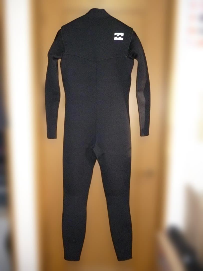 新品未使用！Billabong（ビラボン）チェストジップフルスーツ L！送料込み