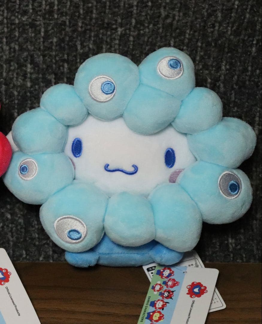 大阪万博　シナモロール　ミャクミャク　ぬいぐるみ