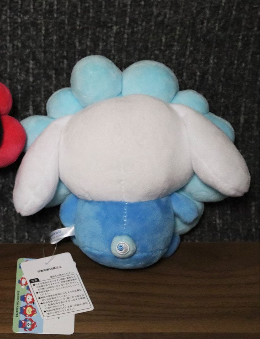 大阪万博　シナモロール　ミャクミャク　ぬいぐるみ