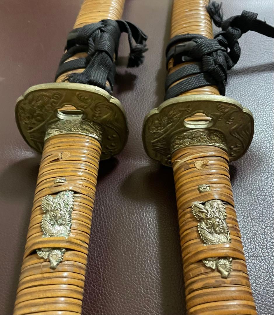 模造刀　小柄　太刀　脇差　刀掛け　武具　B591