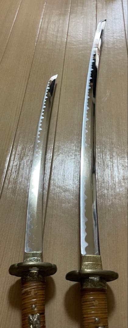 模造刀　小柄　太刀　脇差　刀掛け　武具　B591