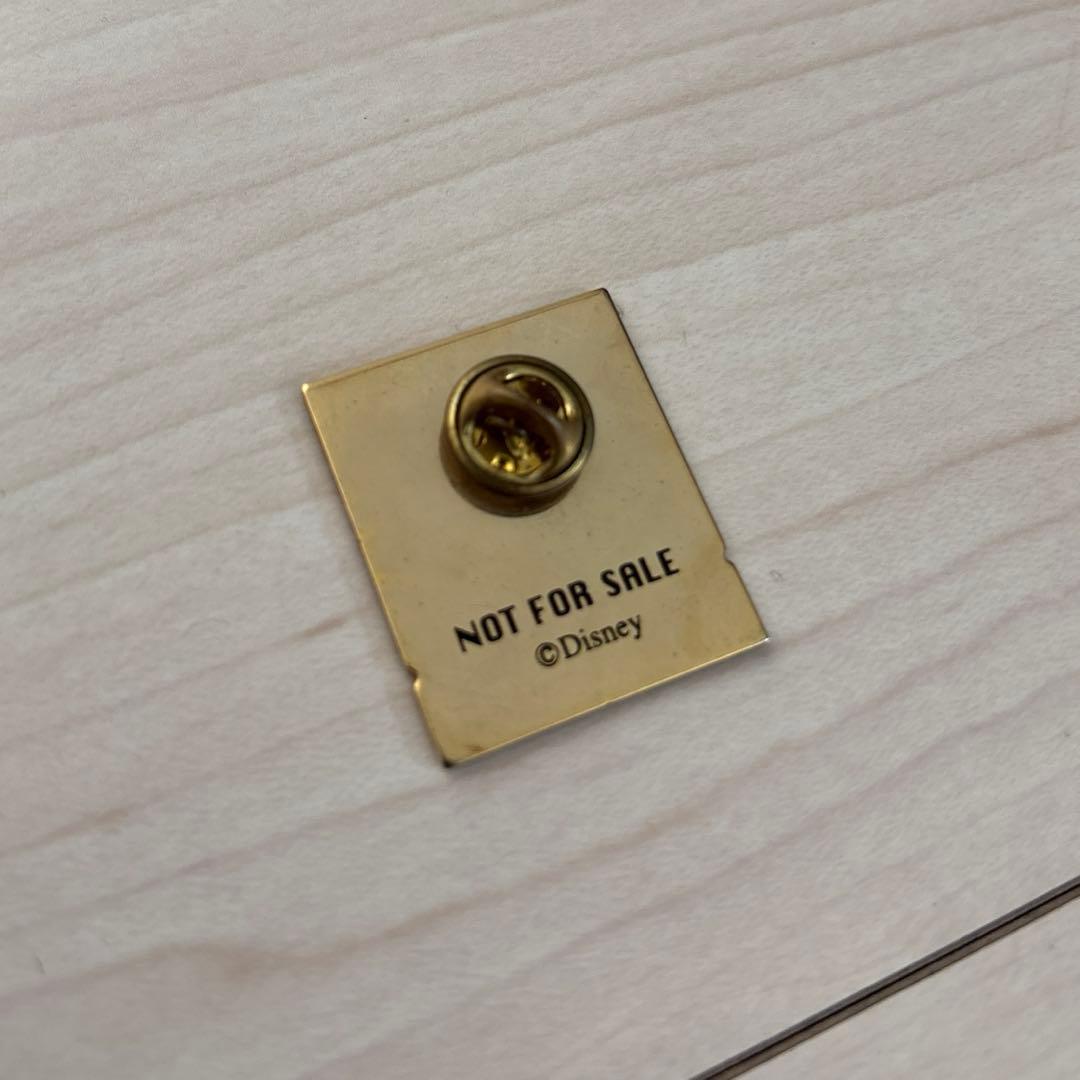 ディズニー わんわん物語 ピンバッジ ピンズ キャスト 非売品