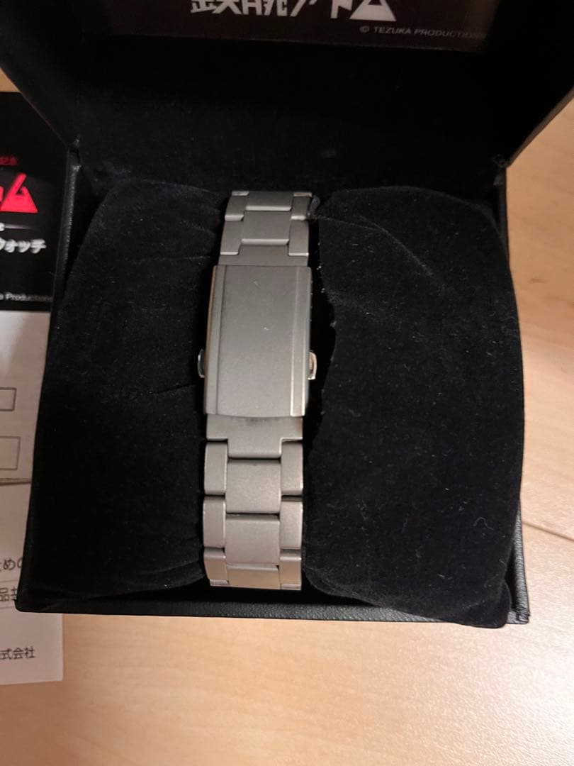 鉄腕アトム 腕時計 アトムデビュー70周年記念 チタン製メカニカルウォッチ