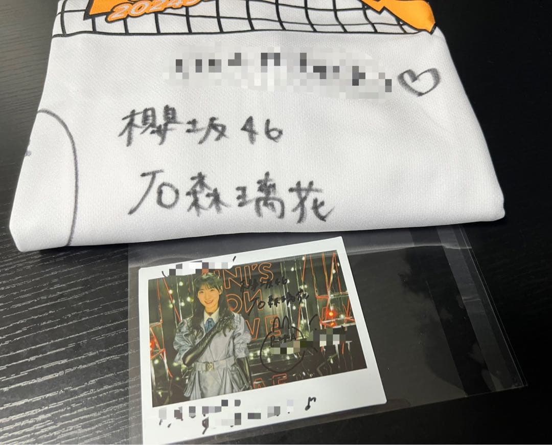 ユニエア　石森璃花　直筆　サイン　チェキ　Tシャツ