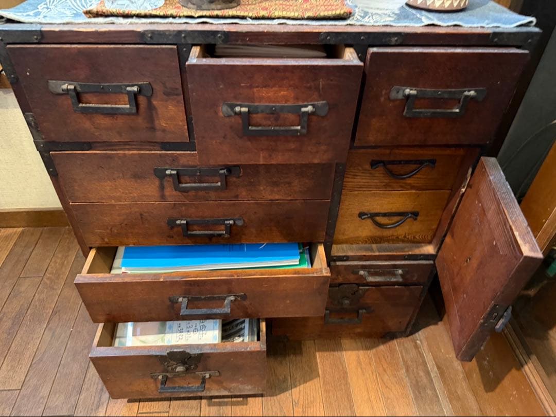 和ダンス　収納家具　アンティーク古材　おおよそのサイズ　天然無垢杢最終赤字大処分