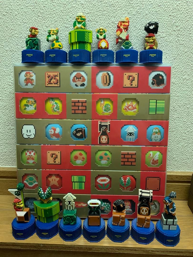 スーパーマリオキャラクター ペットボトルキャップ、缶バッジ、クラブニンテンドー