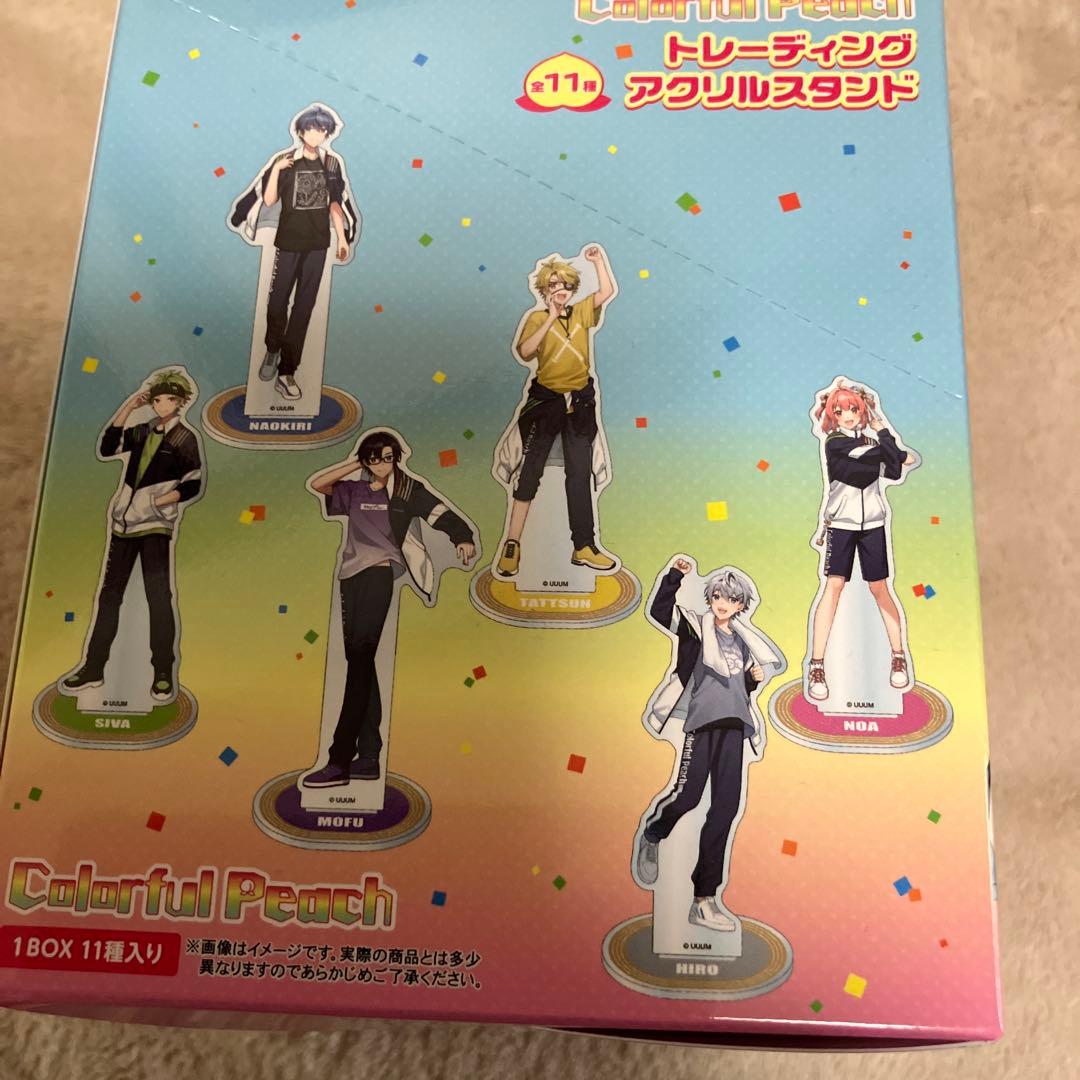 カラフルピーチ　セブンコラボ　アクスタ　缶バッジ　BOXセット