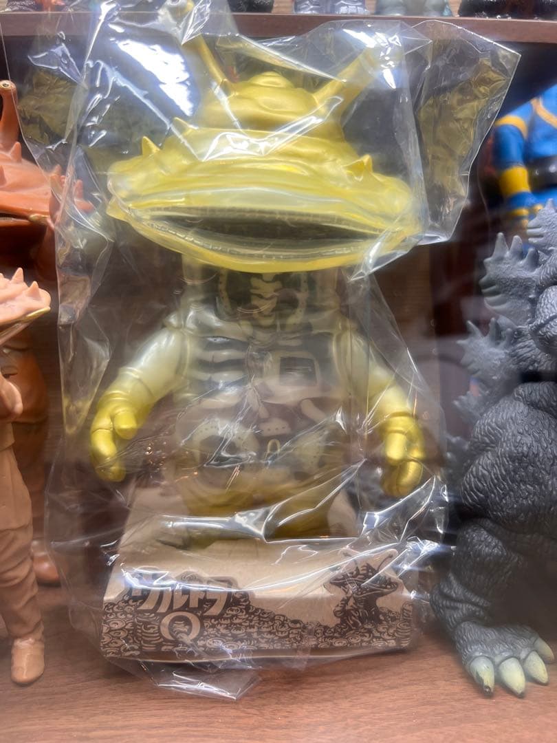 カネゴン　シークレットベース